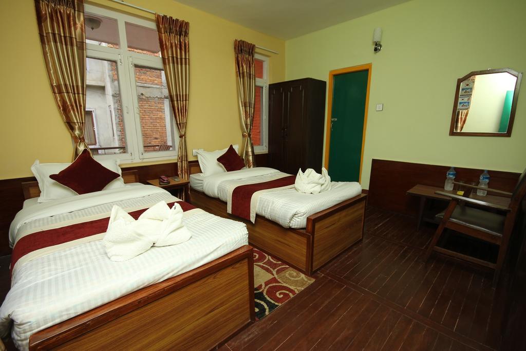Hotel Backpackers Inn Kathmandu Room photo